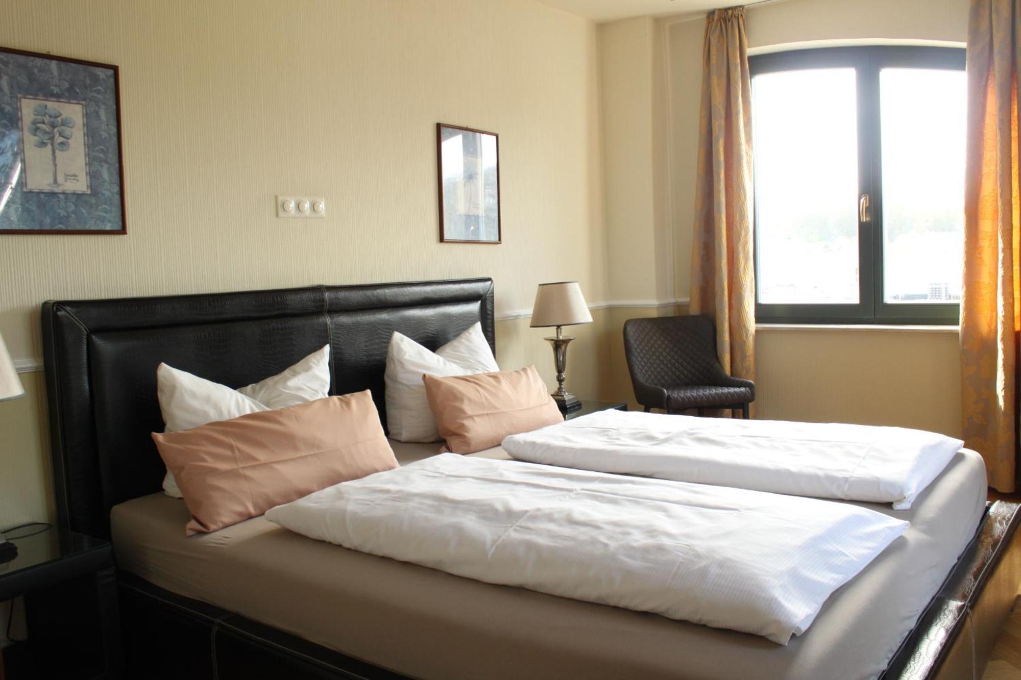 Hotel Villa Sommer 바트 도베란 외부 사진