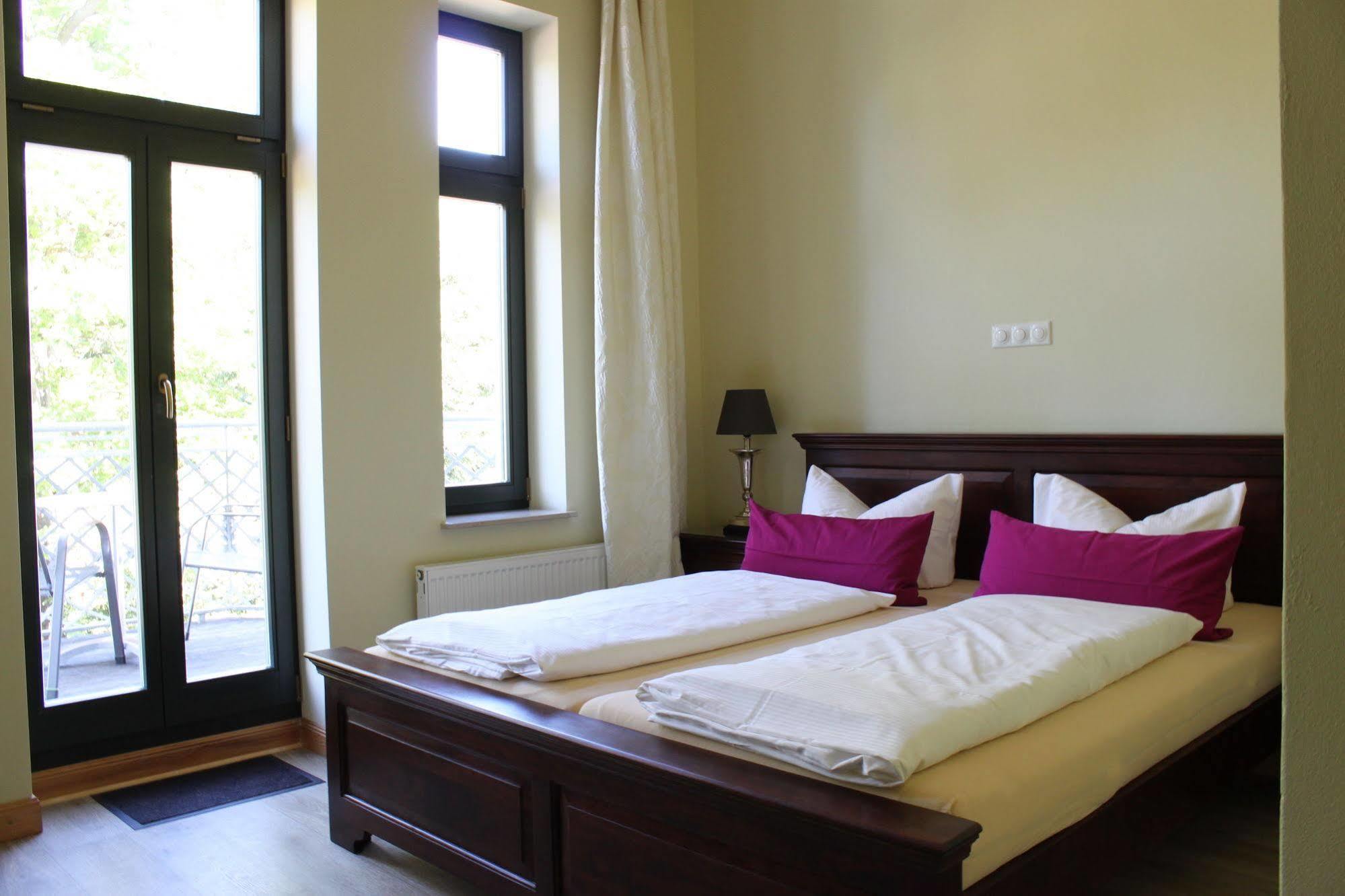 Hotel Villa Sommer 바트 도베란 외부 사진