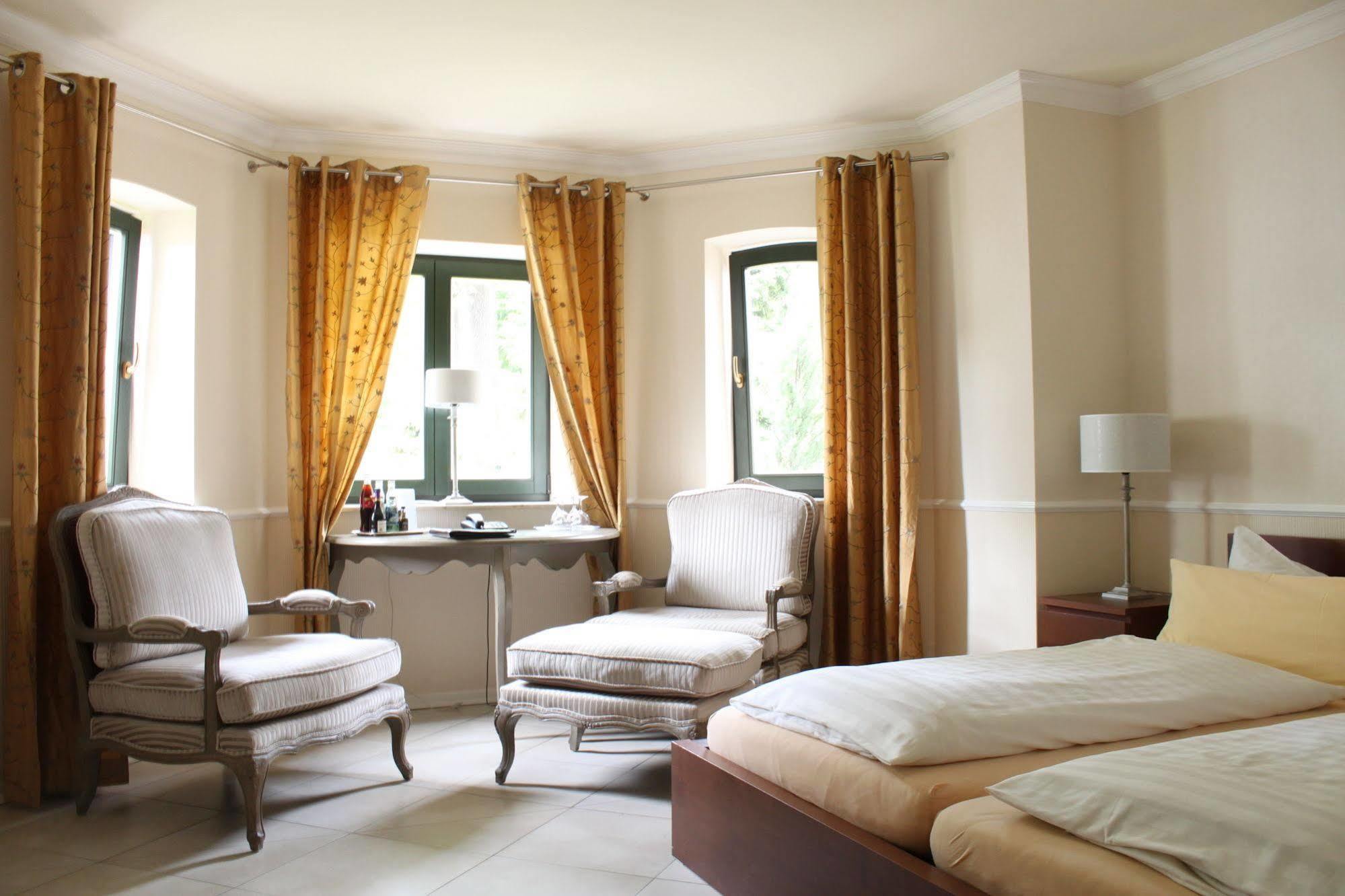 Hotel Villa Sommer 바트 도베란 외부 사진